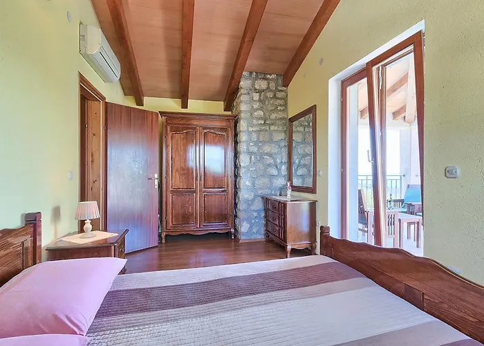 Hébergement de vacances Panorama 2 By Interhome